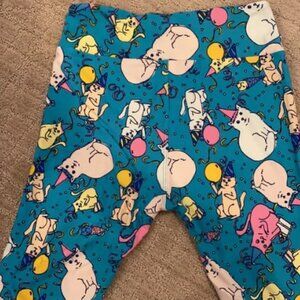 Brand New Never Worn LuLaRoe Birthday Cats OS Leggings